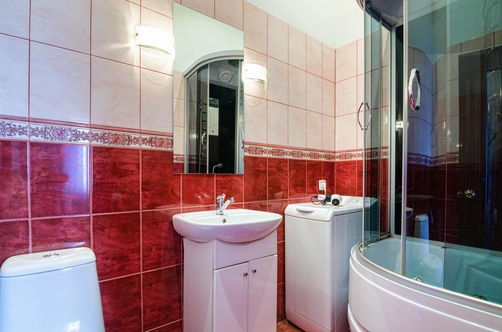 Leogrand Apartments On Kniazia Romana 26 Lviv Luaran gambar